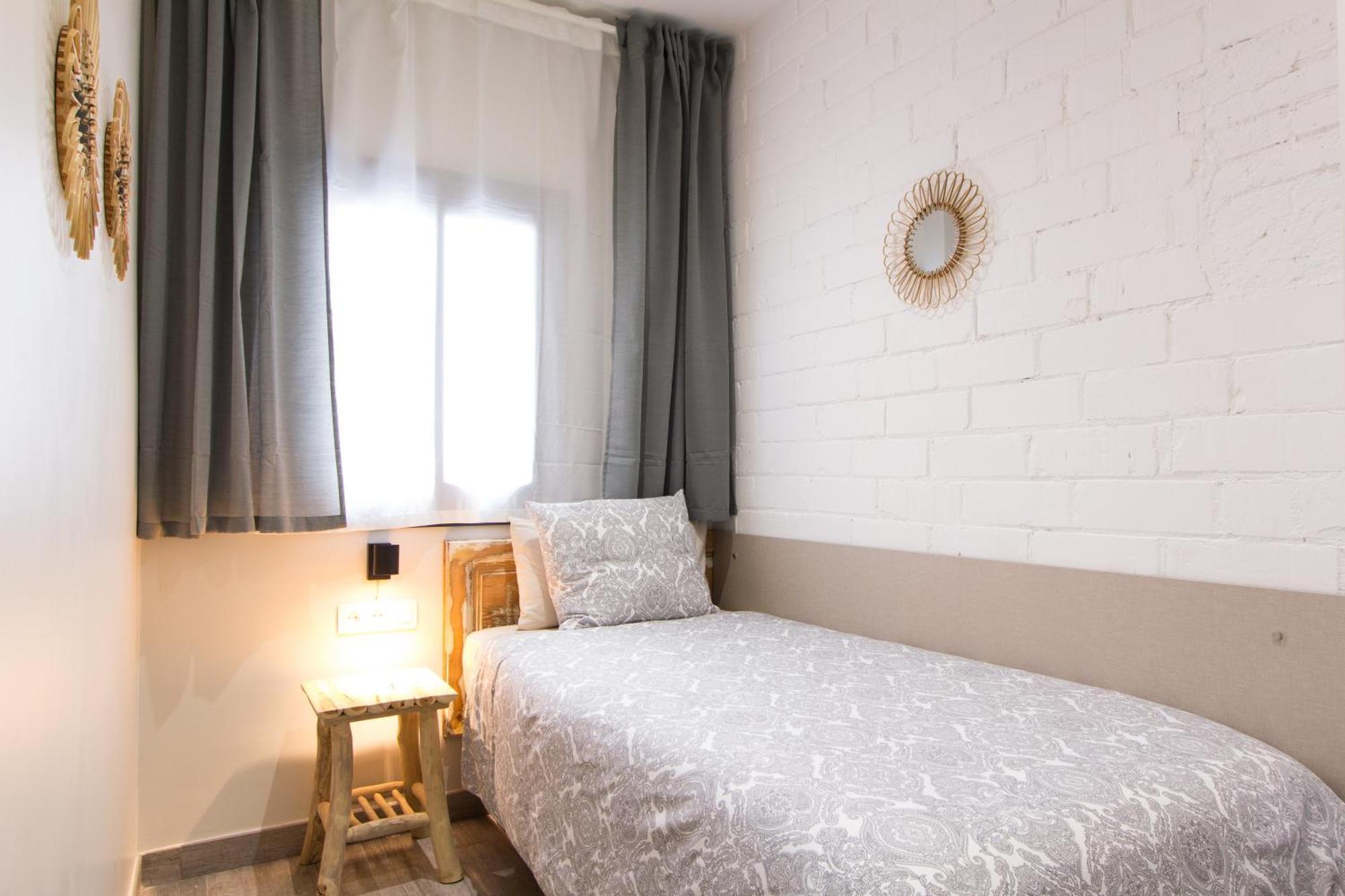 Novus Homes Barcelona Santa Eulalia L’Hospitalet de Llobregat Exterior foto
