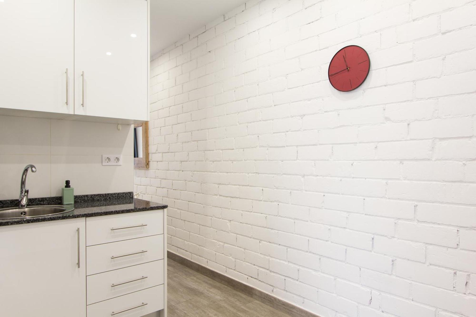 Novus Homes Barcelona Santa Eulalia L’Hospitalet de Llobregat Exterior foto