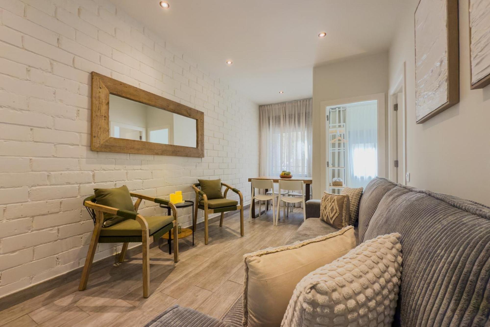 Novus Homes Barcelona Santa Eulalia L’Hospitalet de Llobregat Exterior foto