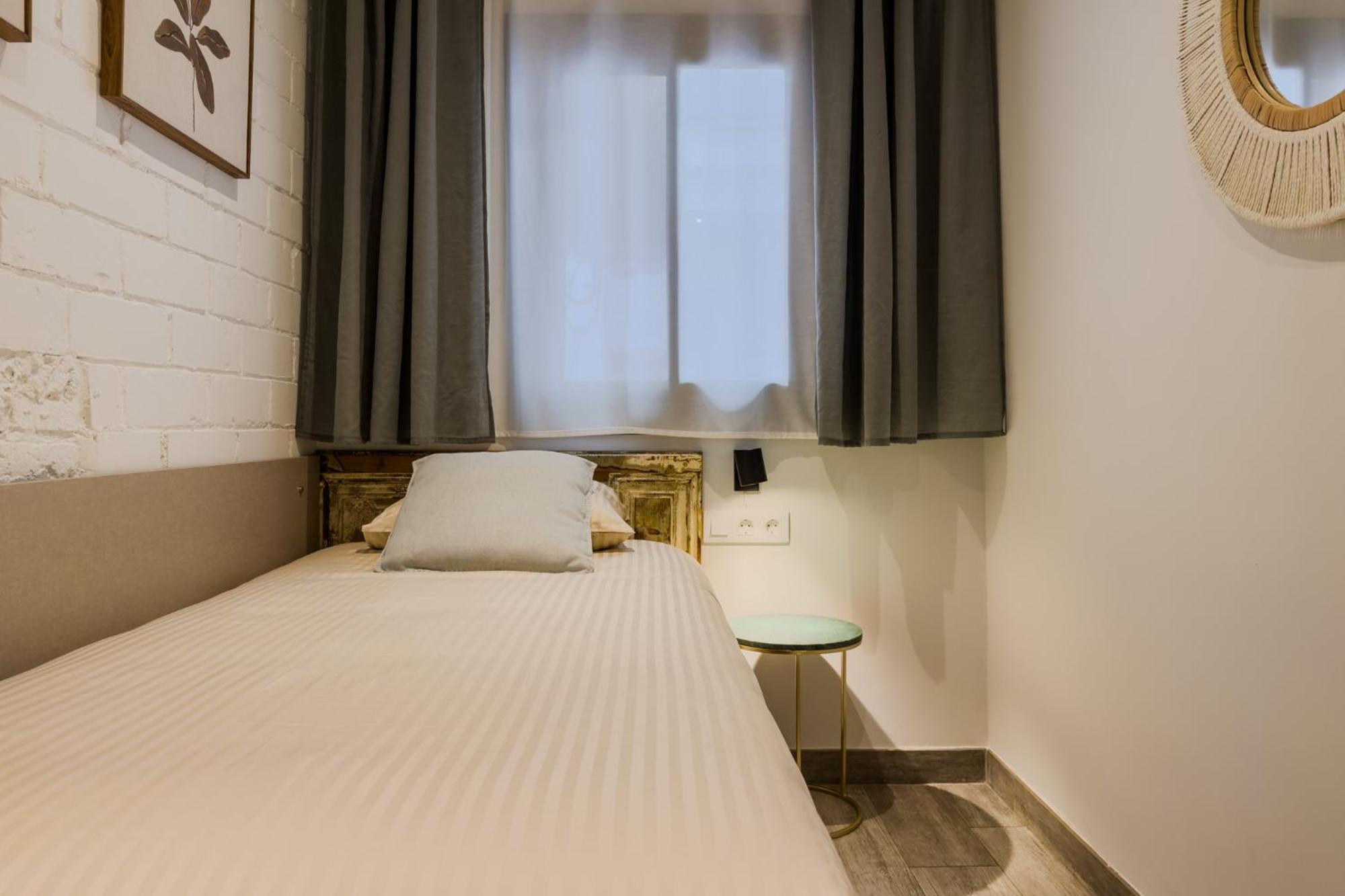Novus Homes Barcelona Santa Eulalia L’Hospitalet de Llobregat Exterior foto
